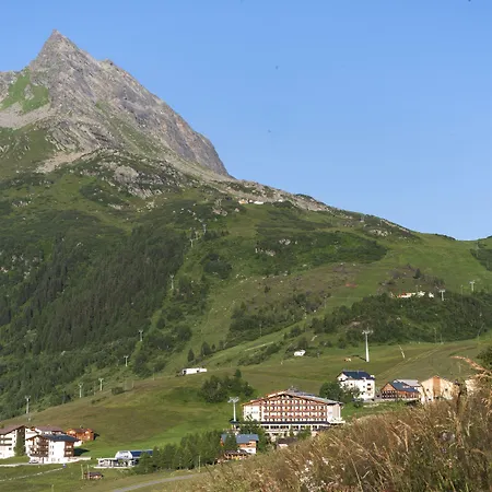 Hotel Almhof-2
